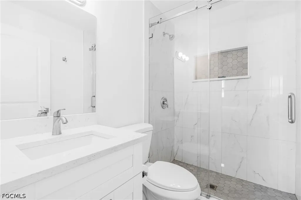 1722 SW Santa Barbara Place Cape Coral FL 33991