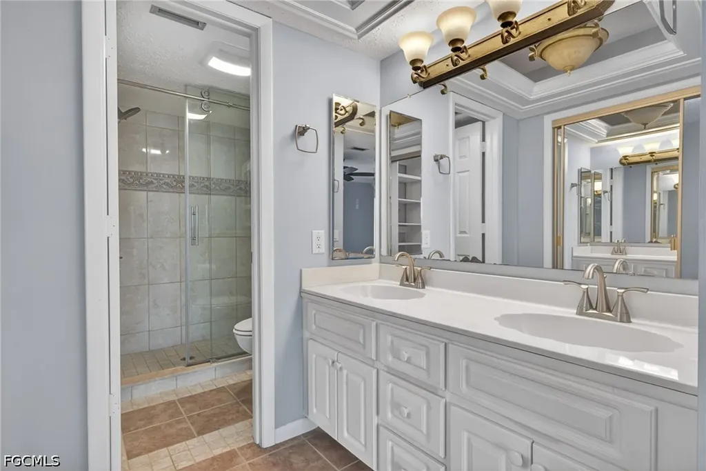 1835 Beach Parkway Cape Coral FL 33904