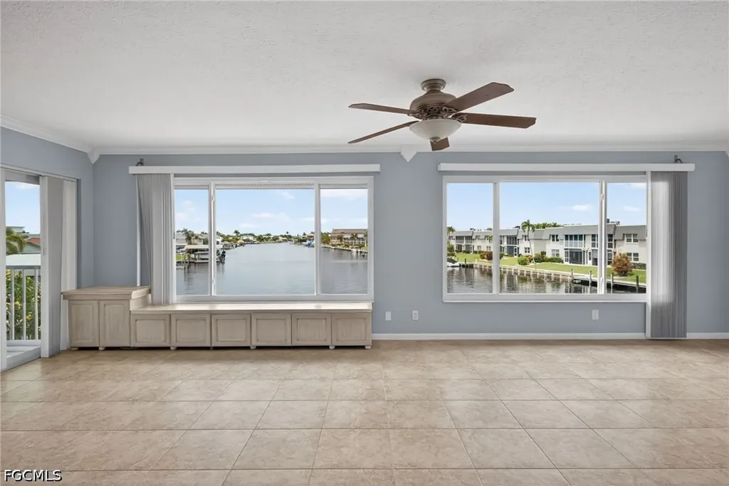 1835 Beach Parkway Cape Coral FL 33904