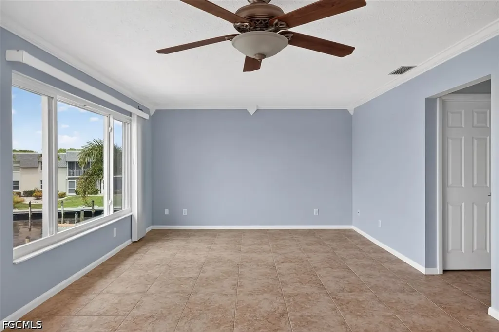 1835 Beach Parkway Cape Coral FL 33904