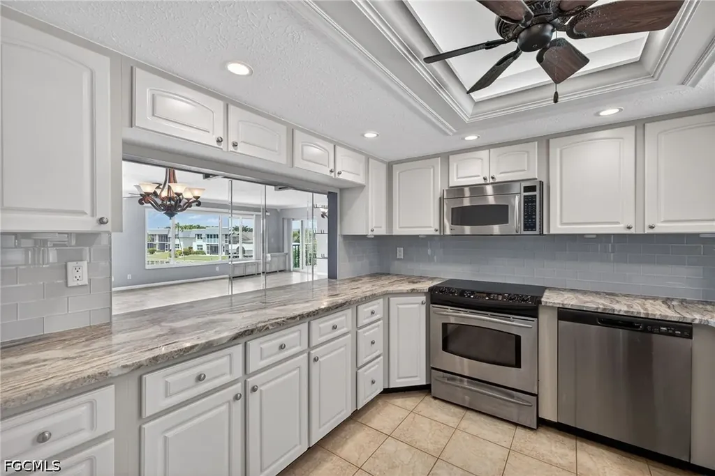 1835 Beach Parkway Cape Coral FL 33904