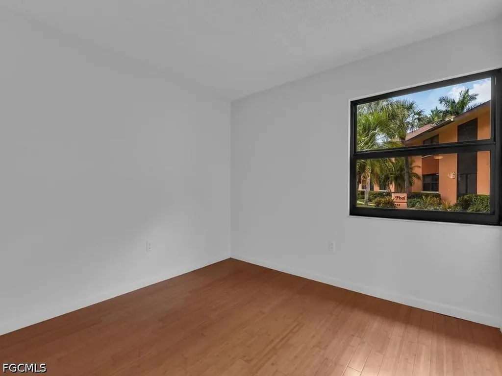 1512 Mainsail Drive Naples FL 34114