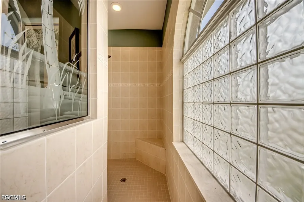 2120 SW 8th Place Cape Coral FL 33991