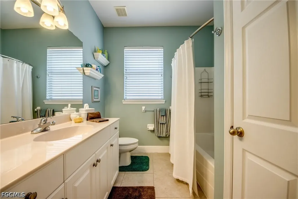 2120 SW 8th Place Cape Coral FL 33991