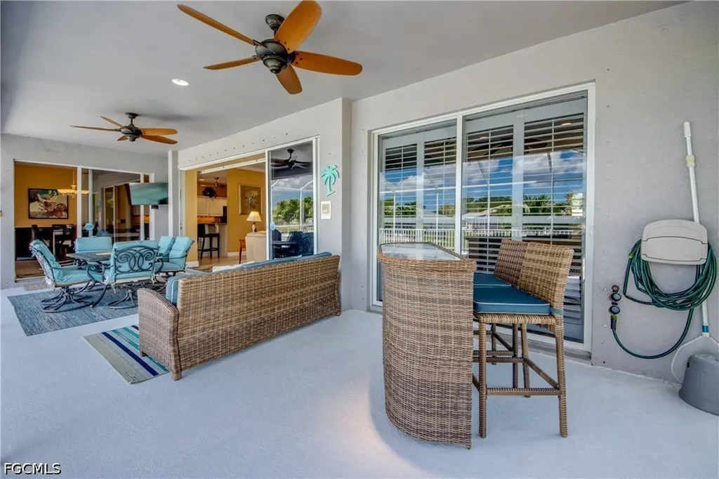 2120 SW 8th Place Cape Coral FL 33991