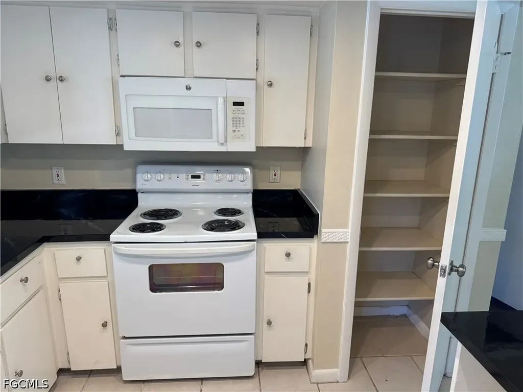 3405 Santa Barbara Boulevard Cape Coral FL 33914