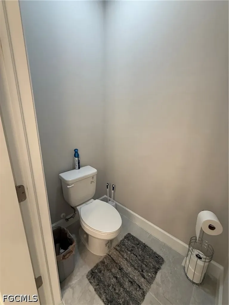 107 SW 34th Place Cape Coral FL 33991