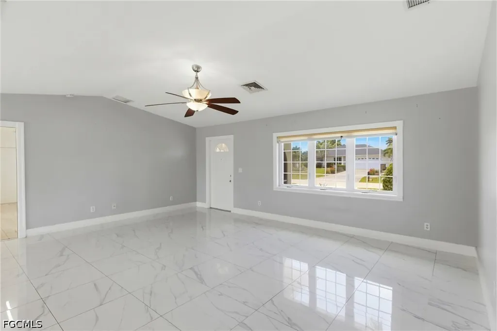2658 SW 32nd Street Cape Coral FL 33914