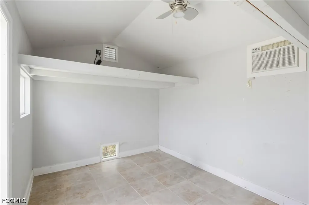 2658 SW 32nd Street Cape Coral FL 33914