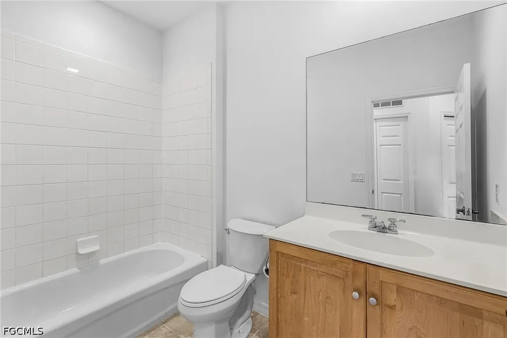 3285 Lindsey Lane Naples FL 34109