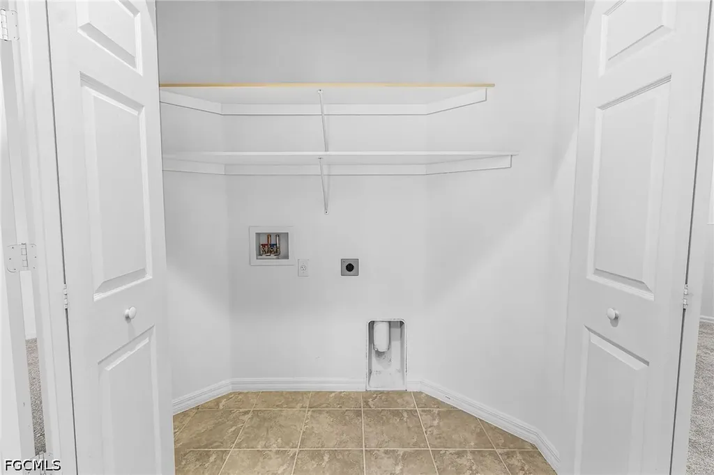 3285 Lindsey Lane Naples FL 34109