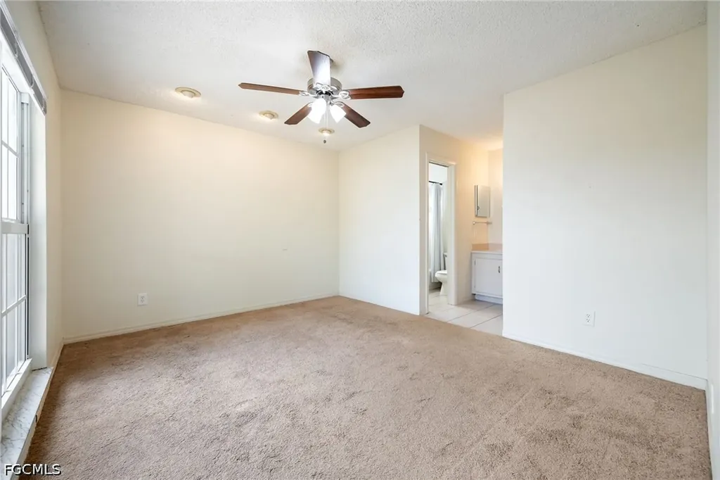 935 Hearty Street North Fort Myers FL 33903