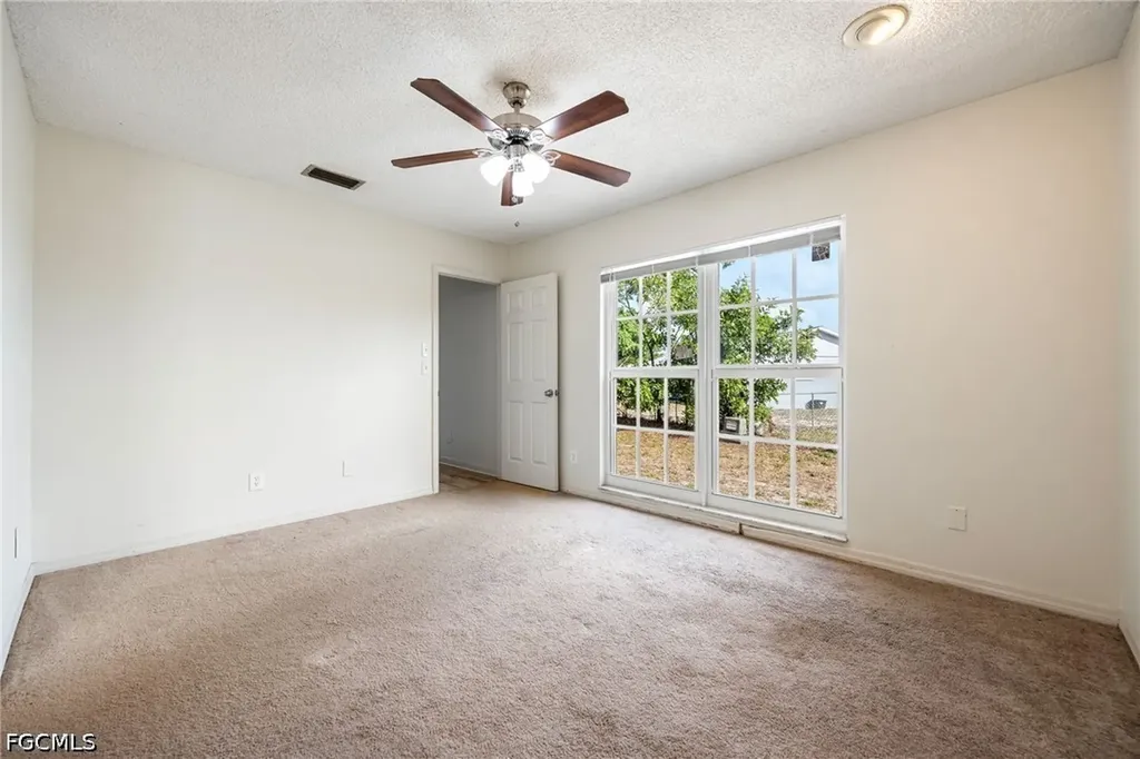 935 Hearty Street North Fort Myers FL 33903