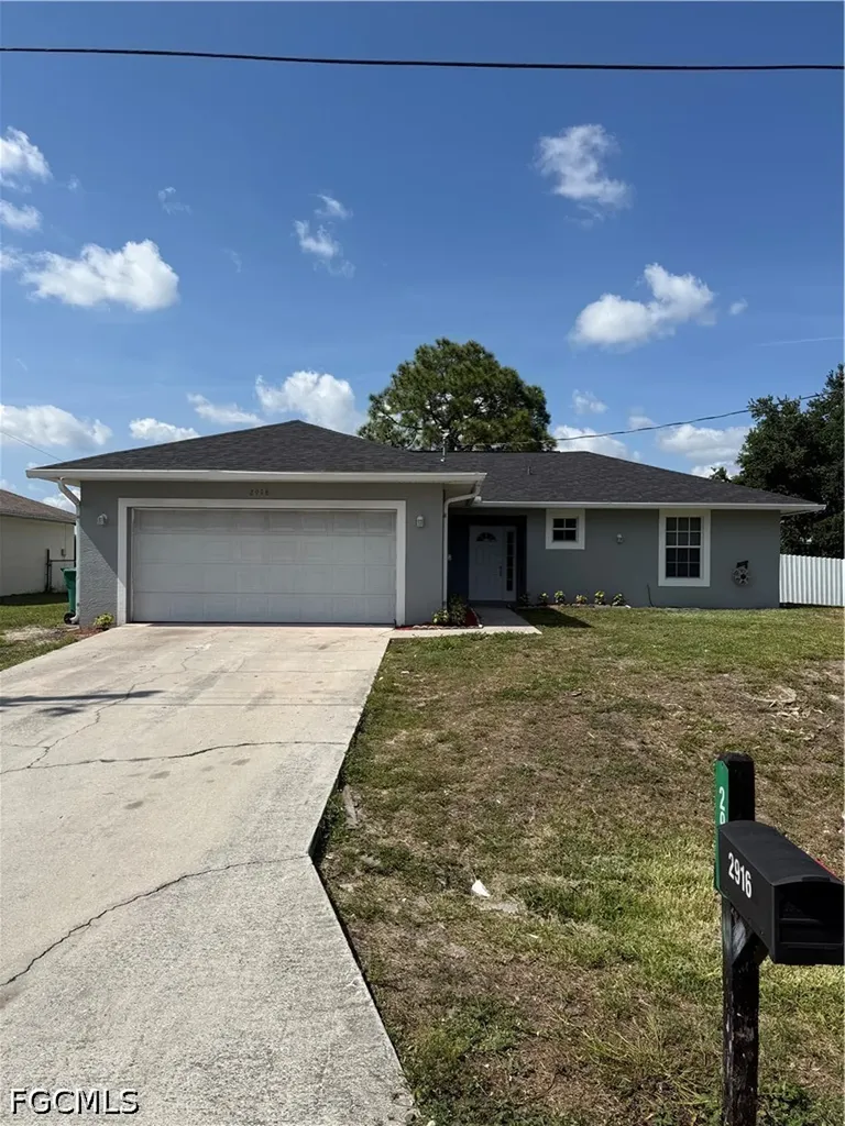 2916 7th Street SW Lehigh Acres FL 33976