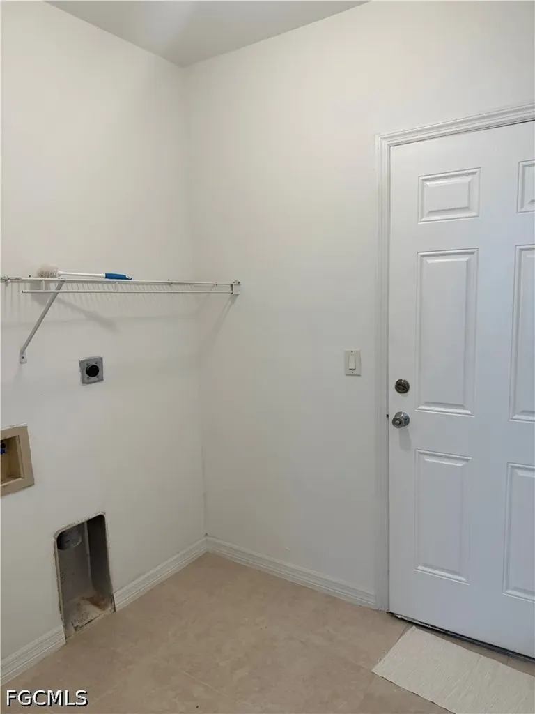 2916 7th Street SW Lehigh Acres FL 33976