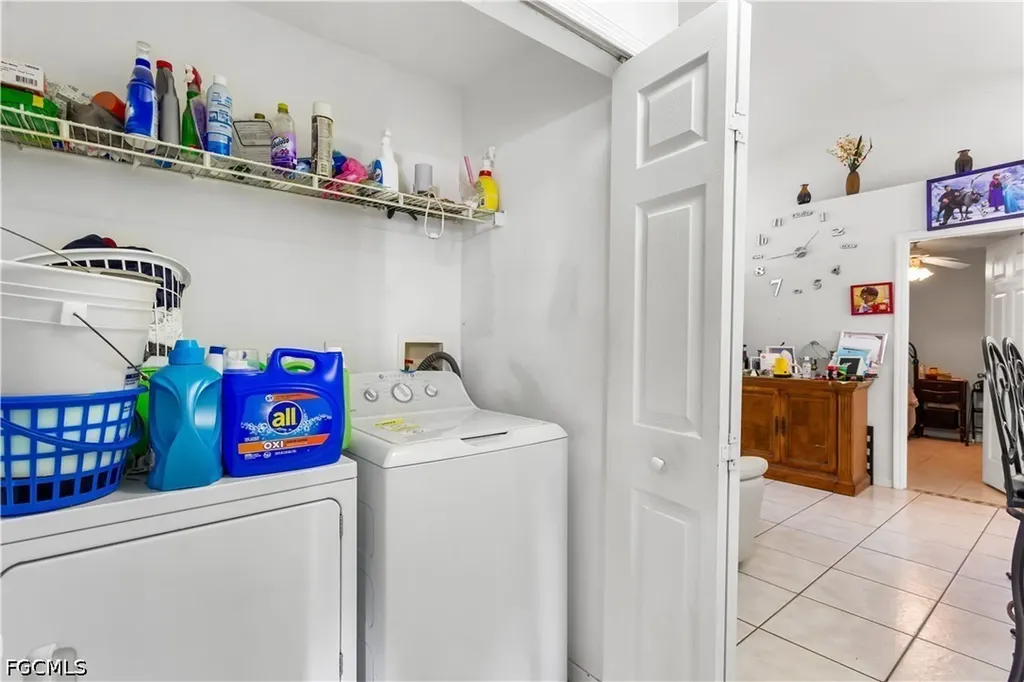 1728 NE 22nd Terrace Cape Coral FL 33909