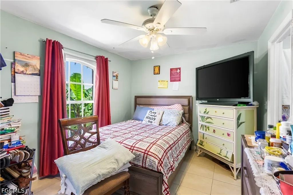 1728 NE 22nd Terrace Cape Coral FL 33909
