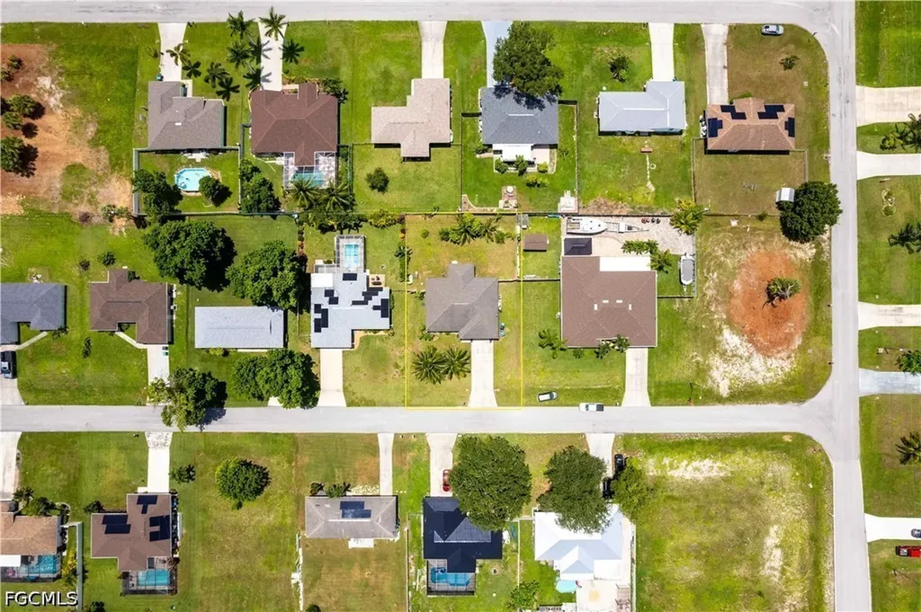 1728 NE 22nd Terrace Cape Coral FL 33909
