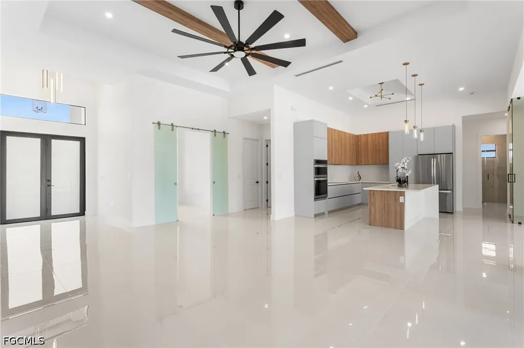 10 SW 33rd Avenue Cape Coral FL 33991