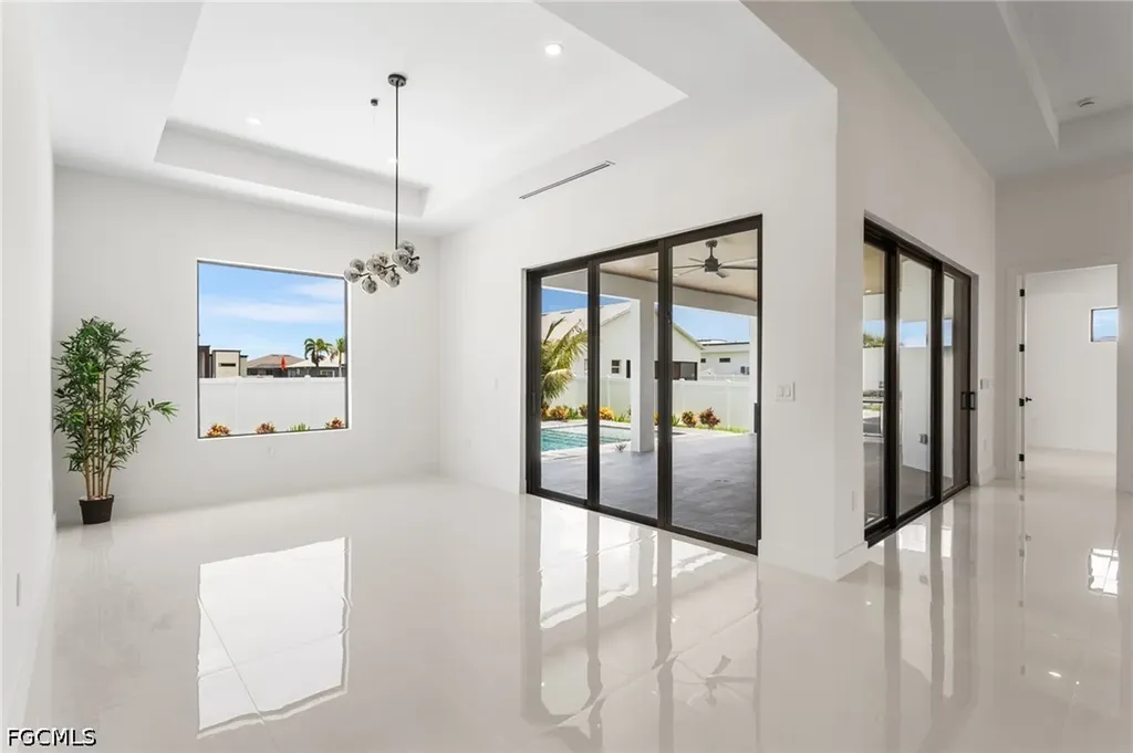 10 SW 33rd Avenue Cape Coral FL 33991