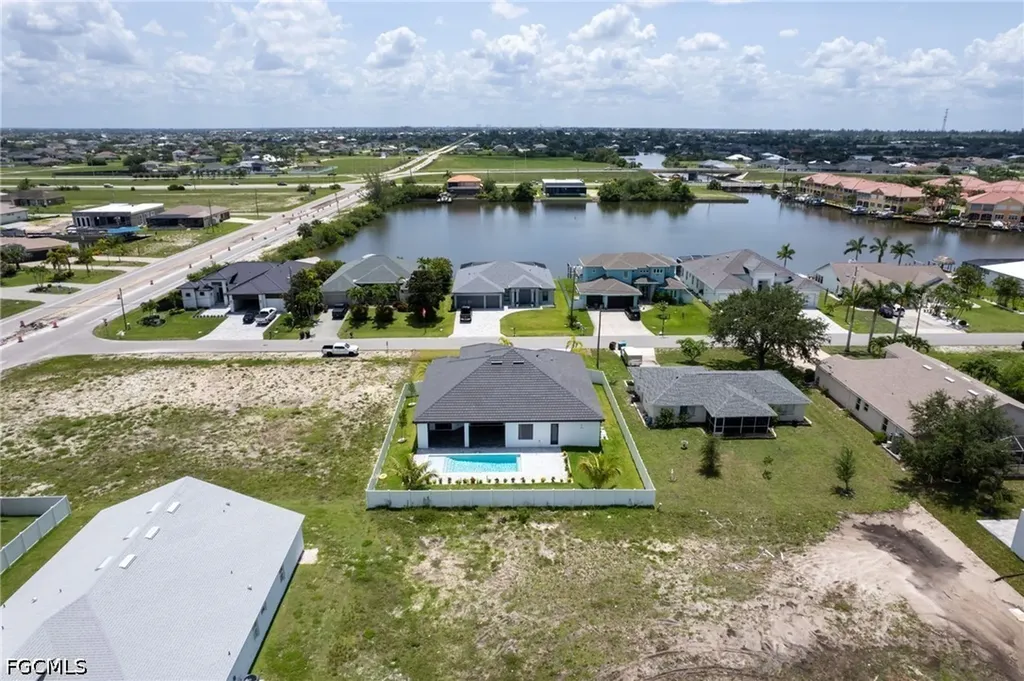 10 SW 33rd Avenue Cape Coral FL 33991