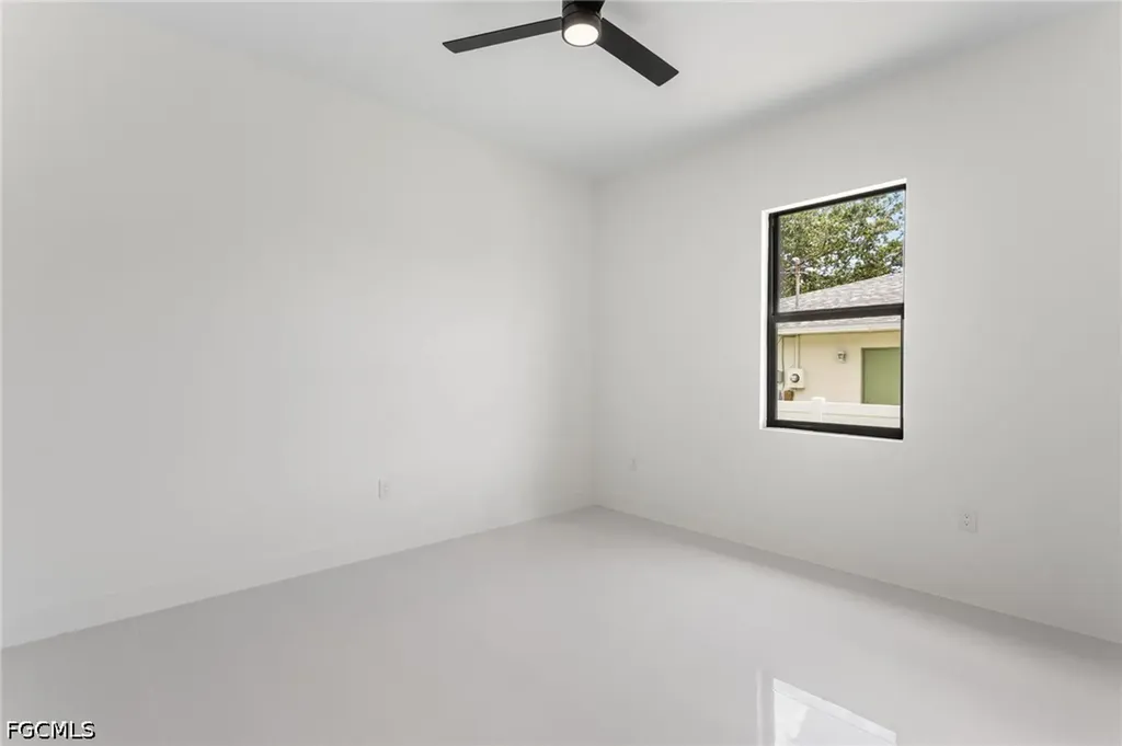 10 SW 33rd Avenue Cape Coral FL 33991