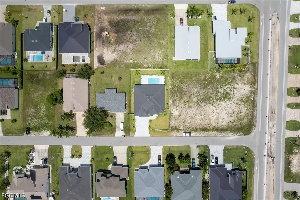 10 SW 33rd Avenue Cape Coral FL 33991