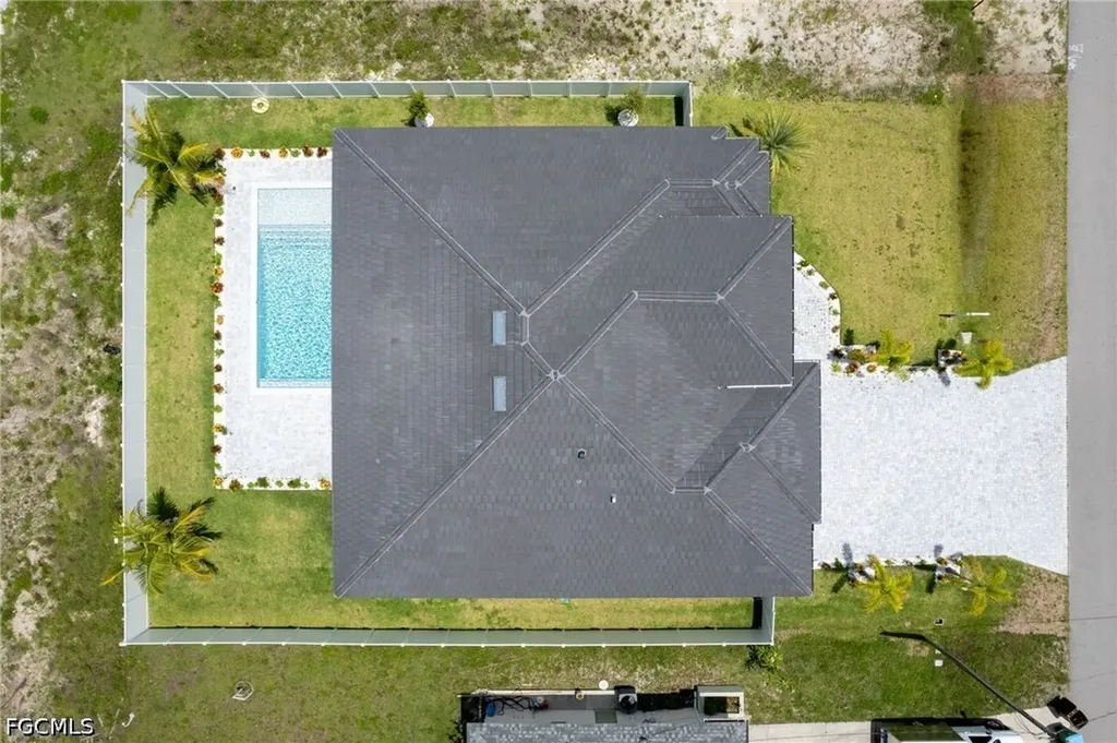 10 SW 33rd Avenue Cape Coral FL 33991