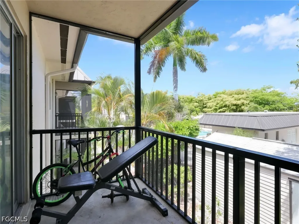 1560 Colonial Boulevard Fort Myers FL 33907