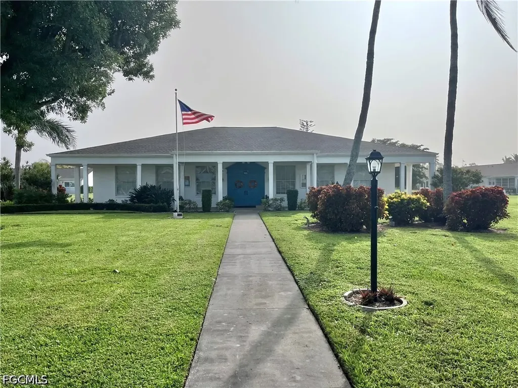 1374 Bunker Way Fort Myers FL 33919