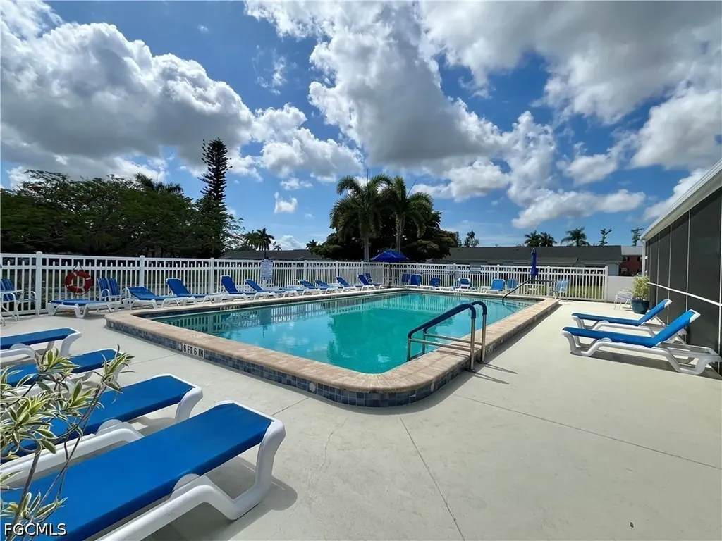 1374 Bunker Way Fort Myers FL 33919