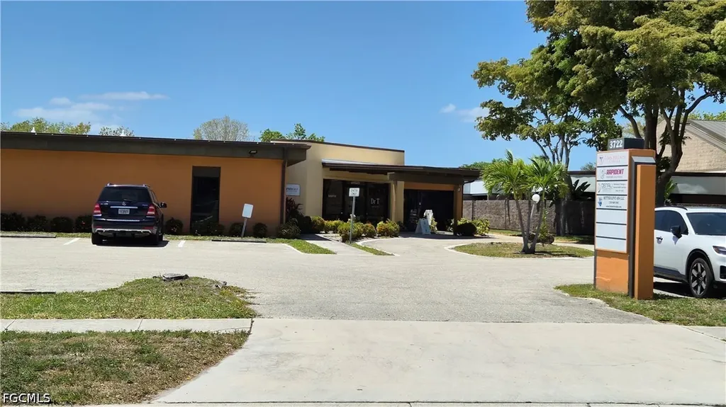 3722 Central Avenue Fort Myers FL 33901