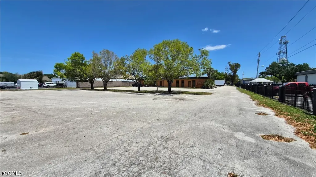 3722 Central Avenue Fort Myers FL 33901