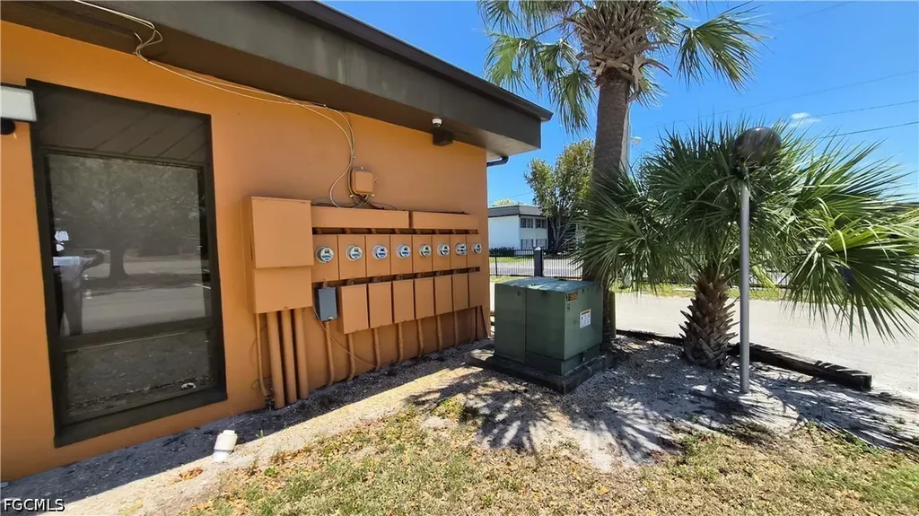 3722 Central Avenue Fort Myers FL 33901