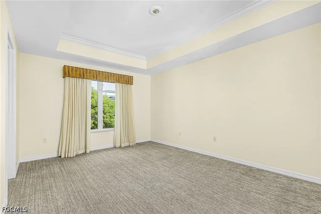 221 9th Street S Naples FL 34102