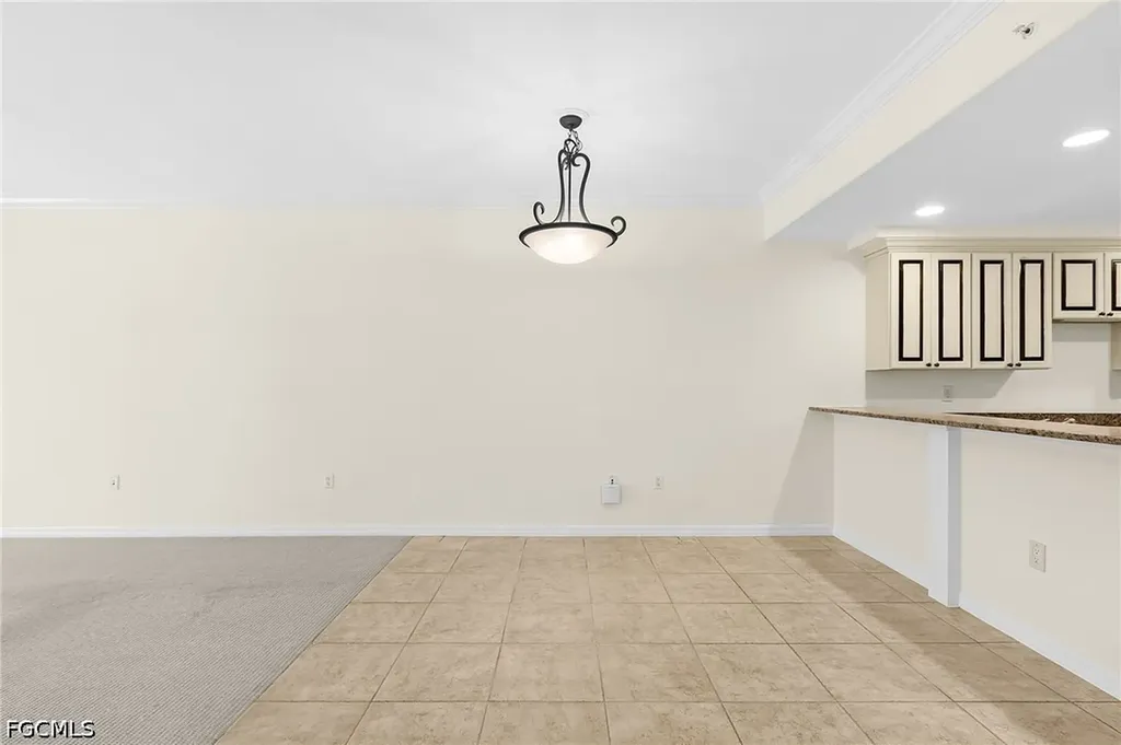 221 9th Street S Naples FL 34102