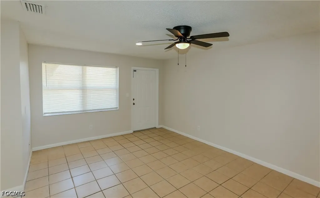 3307 SE 15th Place Cape Coral FL 33904