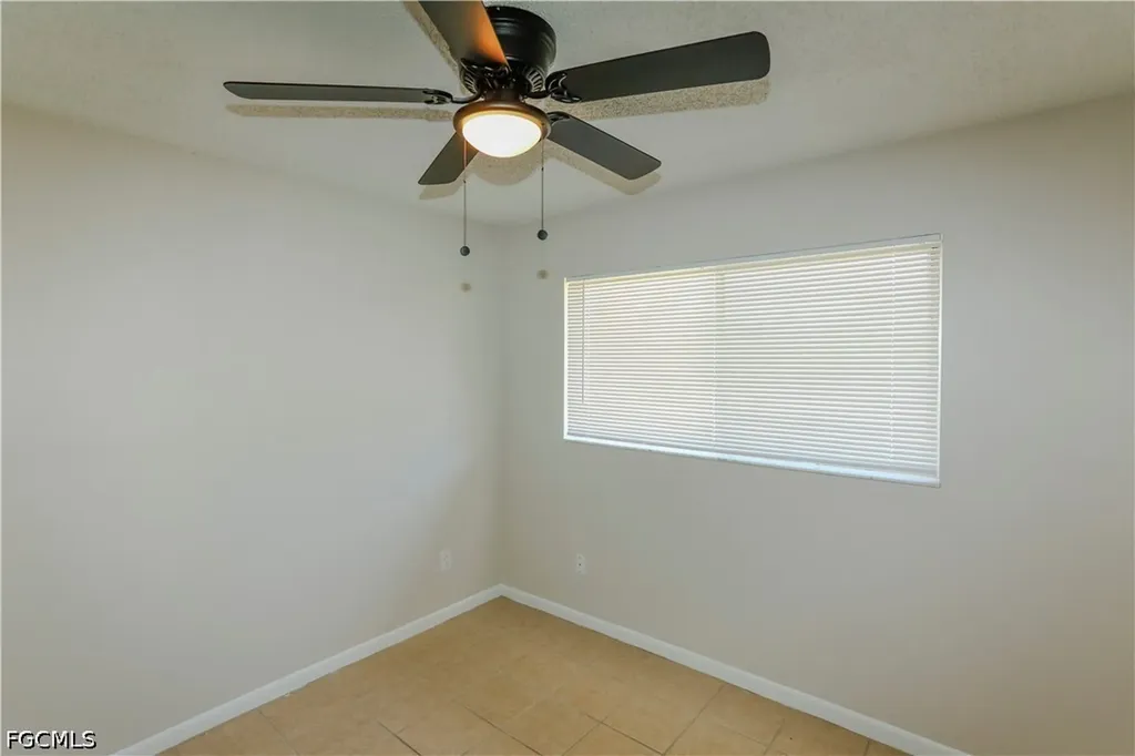 3307 SE 15th Place Cape Coral FL 33904