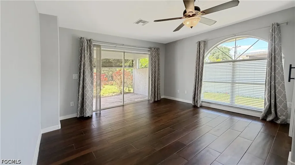 27 NE 20th Place Cape Coral FL 33909