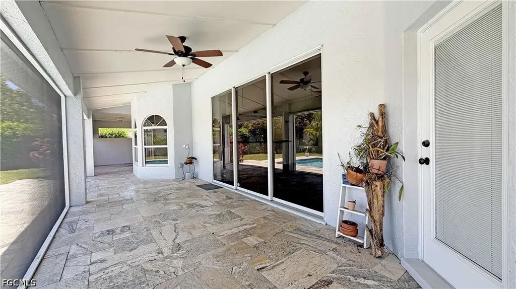 27 NE 20th Place Cape Coral FL 33909