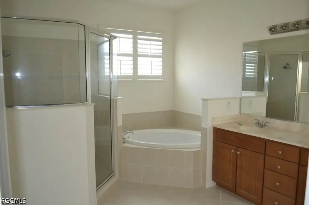 20561 Larino Loop Estero FL 33928