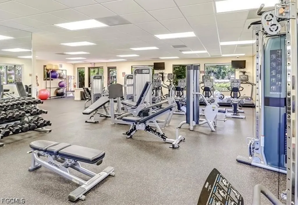 9901 Sunset Cove Lane Fort Myers FL 33919