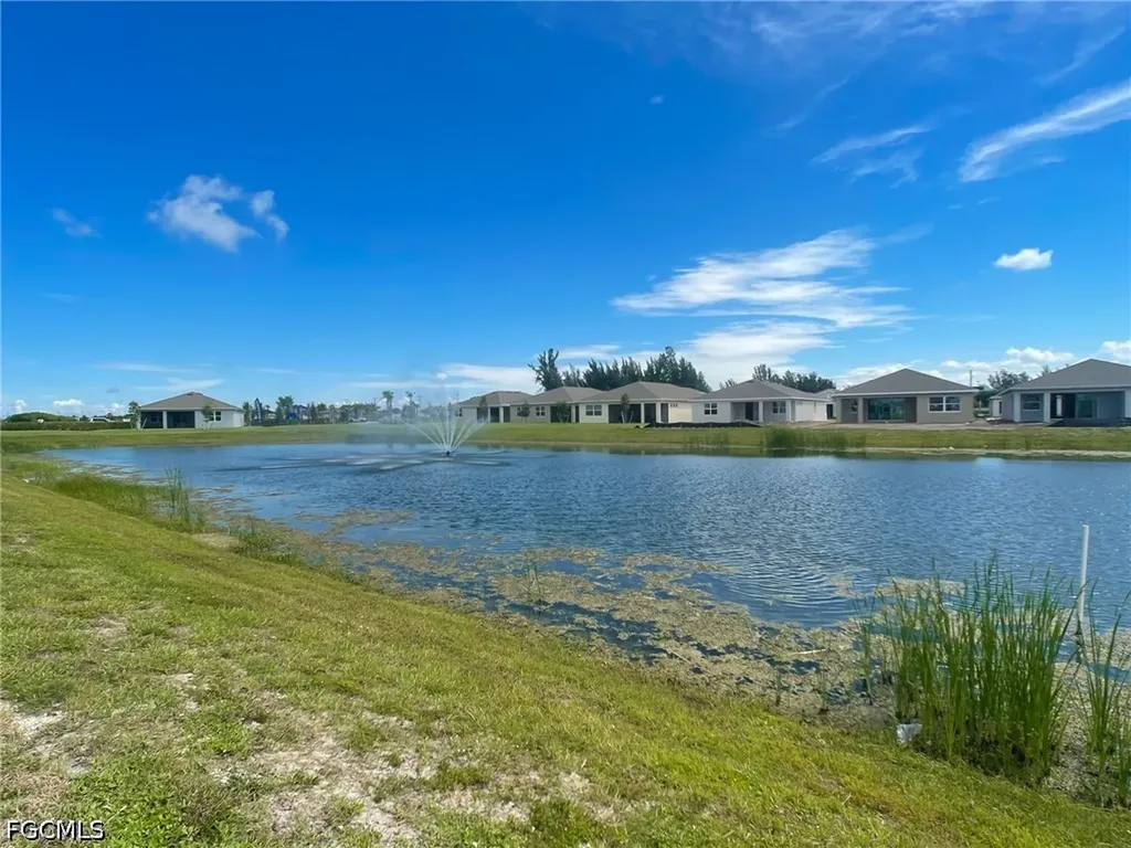 417 Coral Reef Place Cape Coral FL 33993