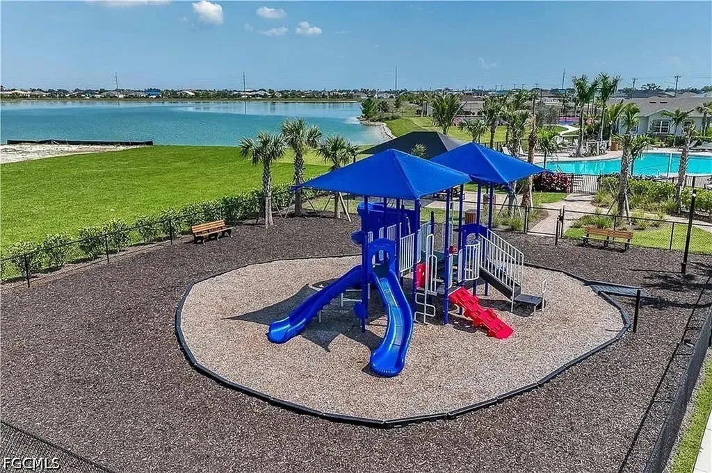 417 Coral Reef Place Cape Coral FL 33993