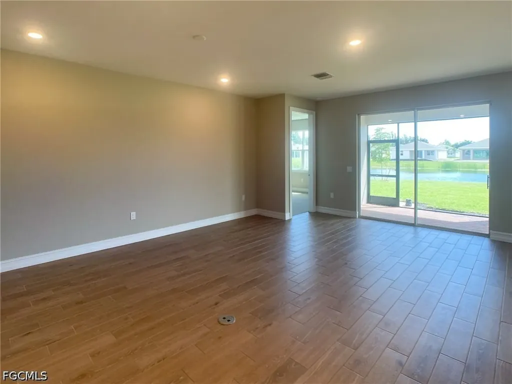 417 Coral Reef Place Cape Coral FL 33993