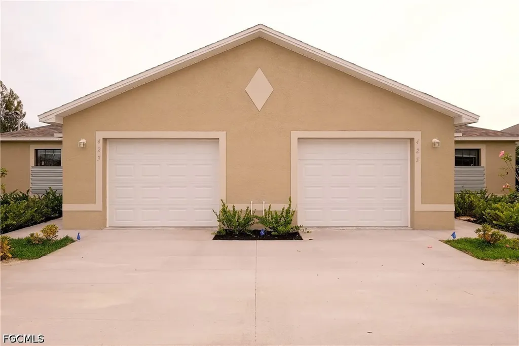 615 SE 6th Terrace Cape Coral FL 33990
