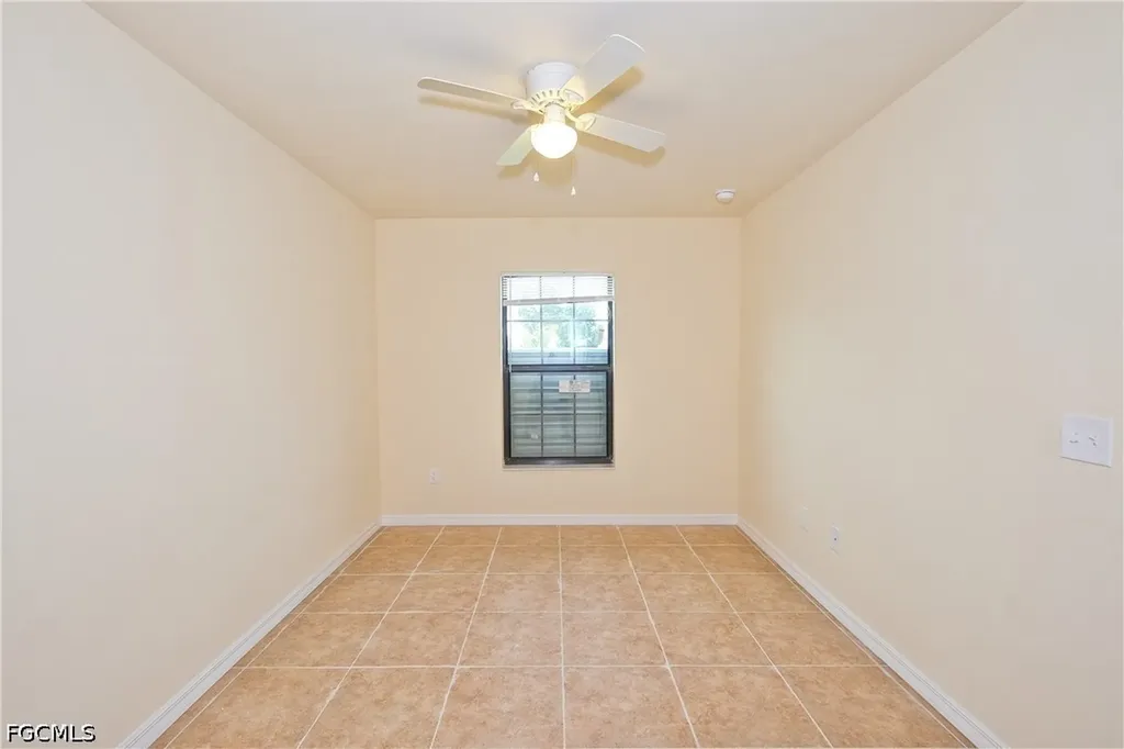 615 SE 6th Terrace Cape Coral FL 33990