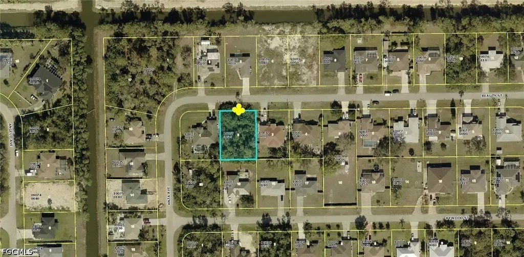 5217 Beauty Street Lehigh Acres FL 33971