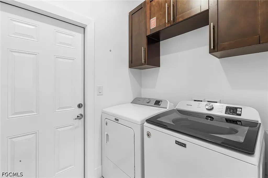 1015 SW 15th Place Cape Coral FL 33991