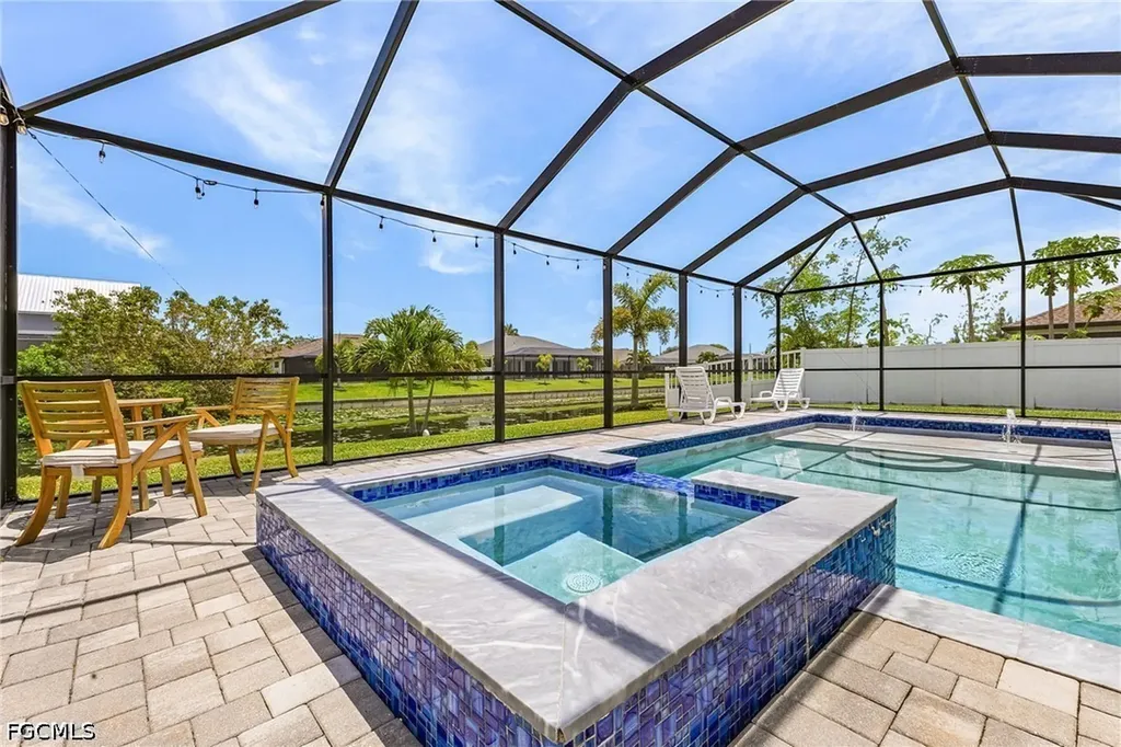 1015 SW 15th Place Cape Coral FL 33991